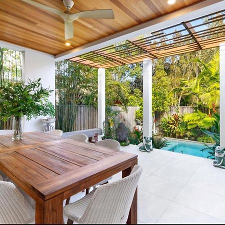 Noosa Villas นูซาวิลล์ ภายนอก รูปภาพ